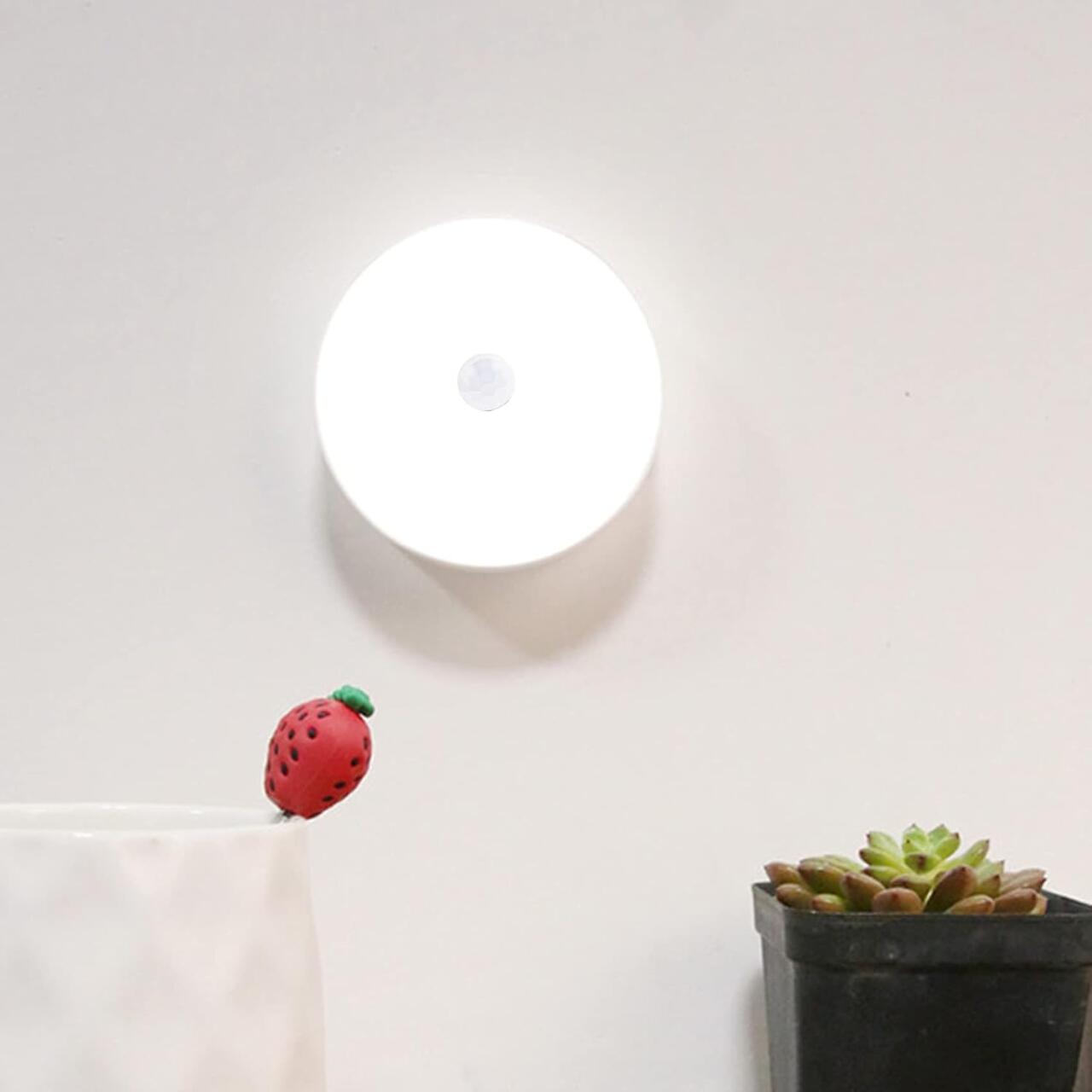 Luz Mágica™ – Iluminación instantánea, sin interruptores